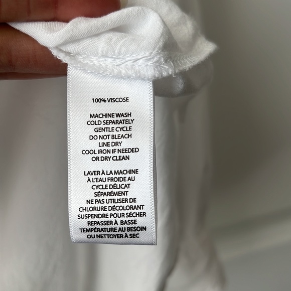 White Button Down 🤍 - Picture 3 of 3